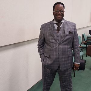 Meet your Posher, Leroy